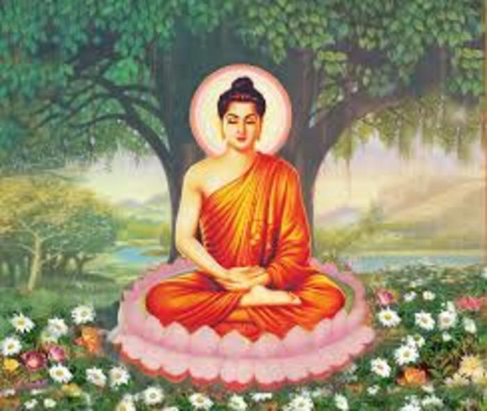 Hình ảnh Đức Phật ngồi trên đài sen