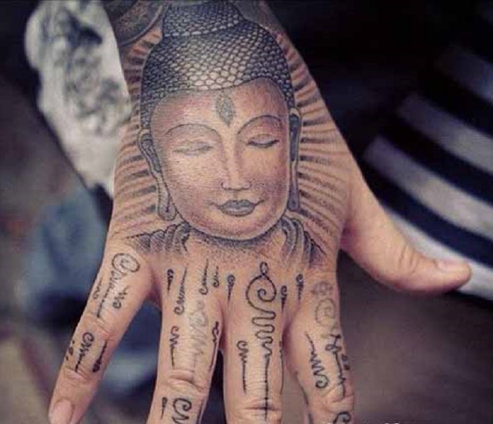 Hình xăm Phật đẹp cho mu bàn tay