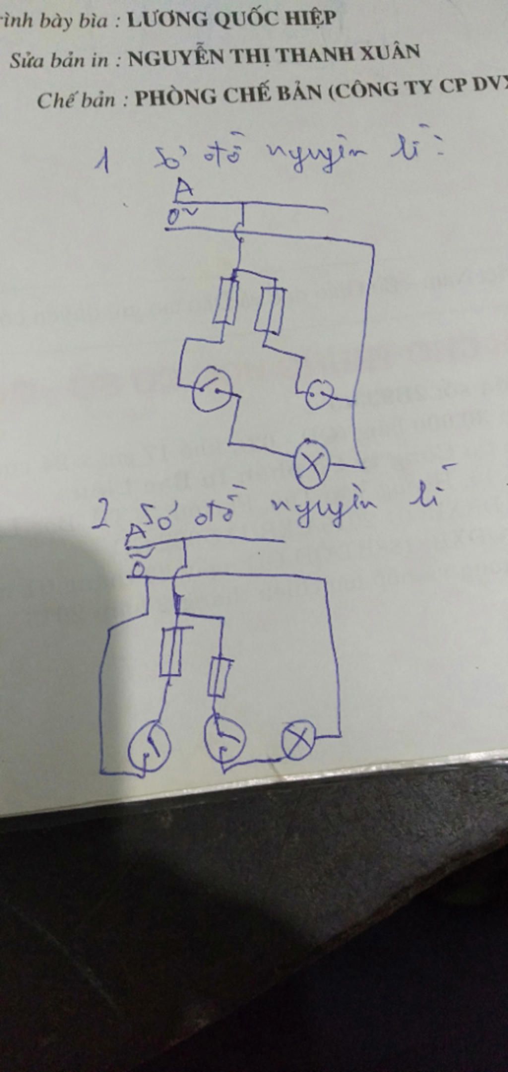 1-ve-so-do-nguyen-li-mach-dien-gom-2-cau-chu-1-cog-tac-2-cuc-dieu-khien-1-den-soi-dot-1-o-cam-di