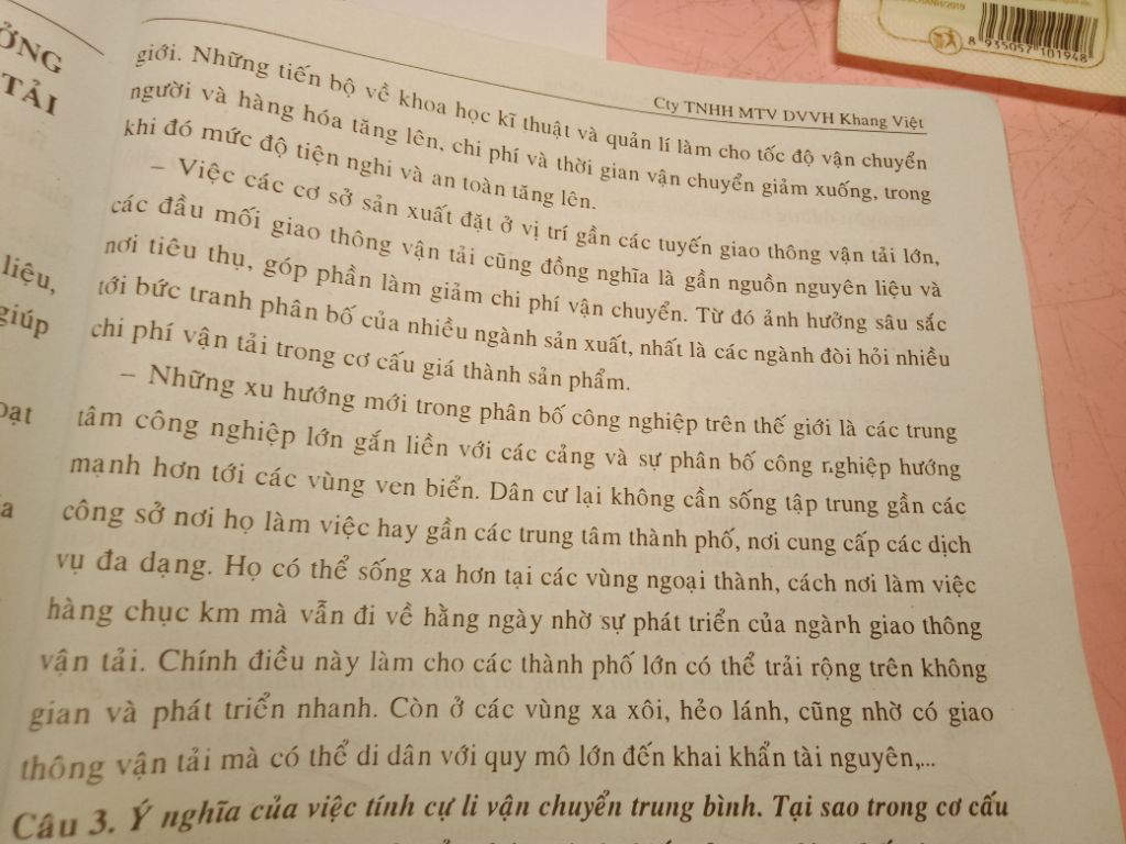 chung-minh-rang-giao-thong-van-tai-la-cau-noi-giup-cho-cac-hoat-dong-kinh-te-dien-ra-thuong-uyen