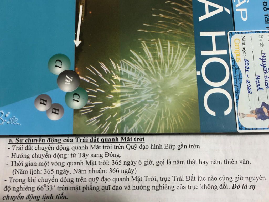 trinh-bay-su-chuyen-dong-cua-trai-dat-quanh-mat-troi