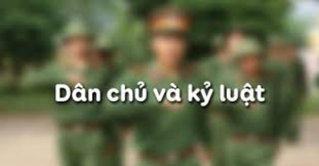 tim-giup-em-hinh-anh-dan-chu-ki-luat-voi-a
